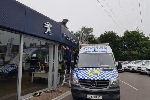 Window Replacement Car showroom