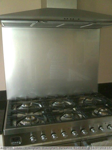 Allder Group splashback fitting 0118 989 2613