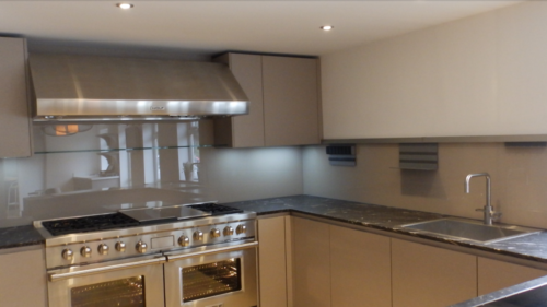 splasback cream Allder Group splashback fitting 0118 989 2613